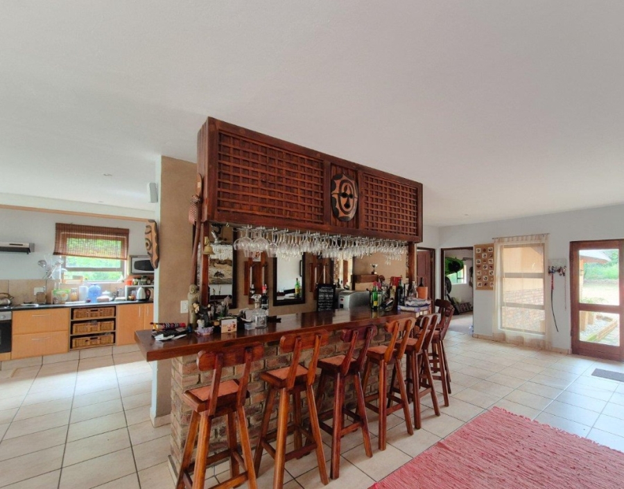 6 Bedroom Property for Sale in Boschenvaal River Front Lodges Free State